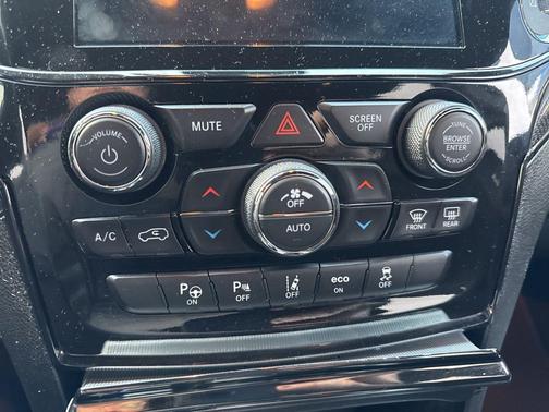 Diamond Black Crystal Pearlcoat 2020 Jeep Grand Cherokee Trackhawk