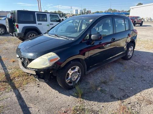 2009 Nissan Versa 1.8 S