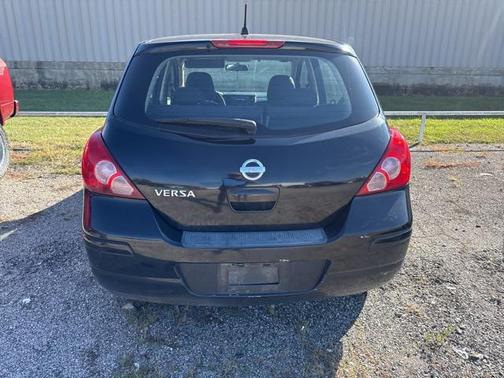 2009 Nissan Versa 1.8 S