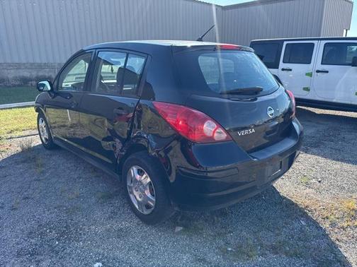 2009 Nissan Versa 1.8 S