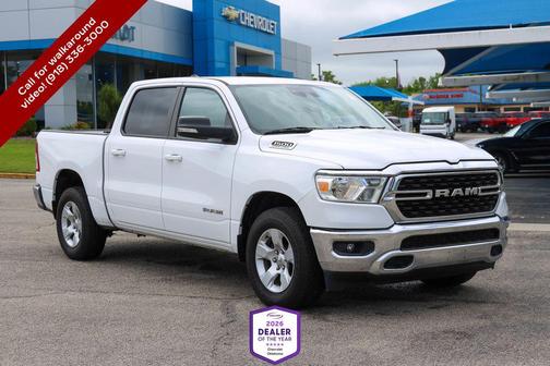Bright White Clearcoat 2022 RAM 1500 Big Horn/Lone Star