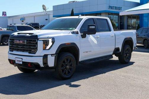 2025 GMC Sierra 2500 AT4