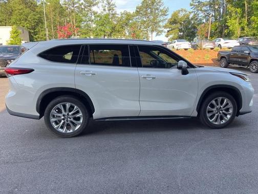 2023 Toyota Highlander Limited
