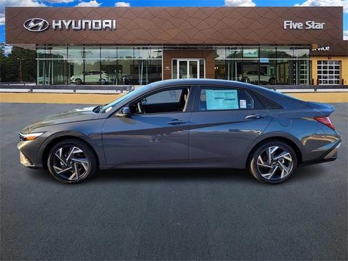 2025 Hyundai ELANTRA HEV SEL Sport