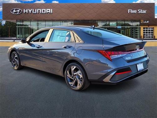 2025 Hyundai ELANTRA HEV SEL Sport