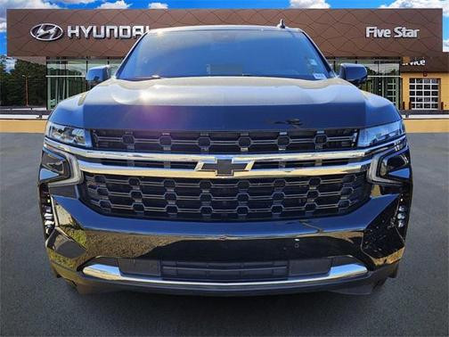 2023 Chevrolet Suburban LS