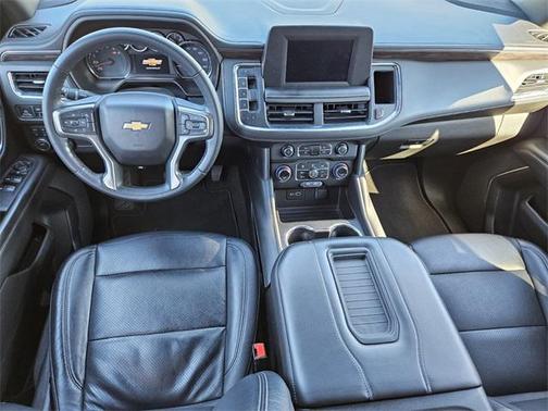 2023 Chevrolet Suburban LS