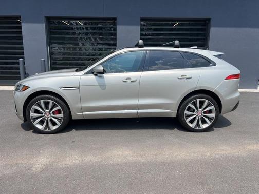 2017 Jaguar F-PACE S