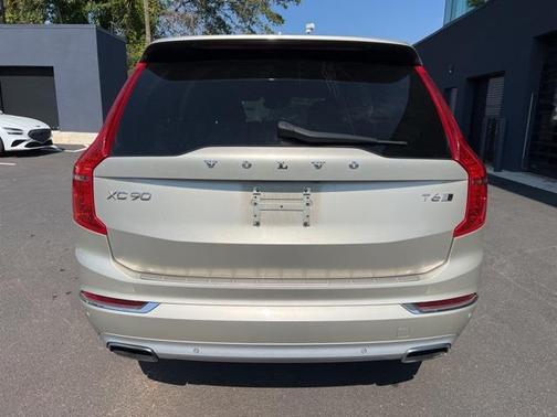 2017 Volvo XC90 T6 Inscription