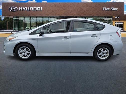 2011 Toyota Prius III