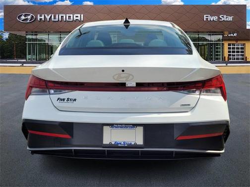 2025 Hyundai ELANTRA HEV Limited