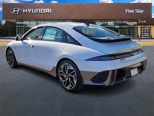 2025 Hyundai IONIQ 6 Limited