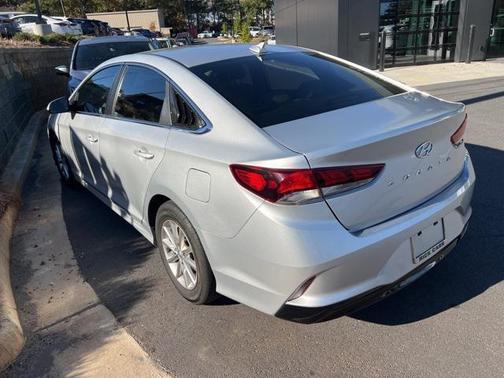 2019 Hyundai SONATA SE