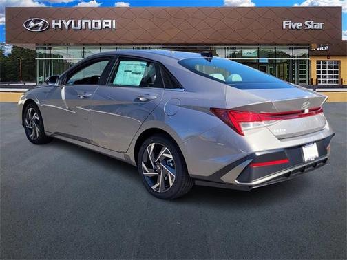2025 Hyundai ELANTRA HEV Limited