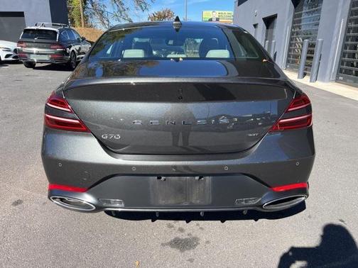 2023 Genesis G70 3.3T