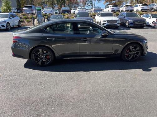 2023 Genesis G70 3.3T