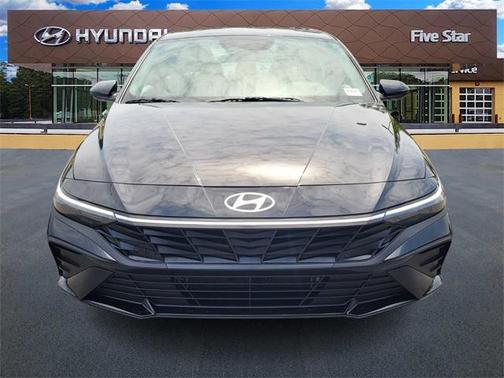 2025 Hyundai ELANTRA HEV SEL Sport
