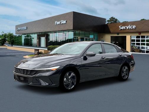 2026 Hyundai ELANTRA SEL