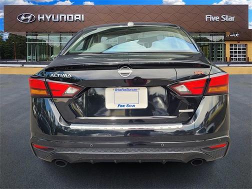 2023 Nissan Altima 2.0 SR
