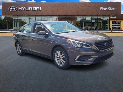 2017 Hyundai SONATA SE