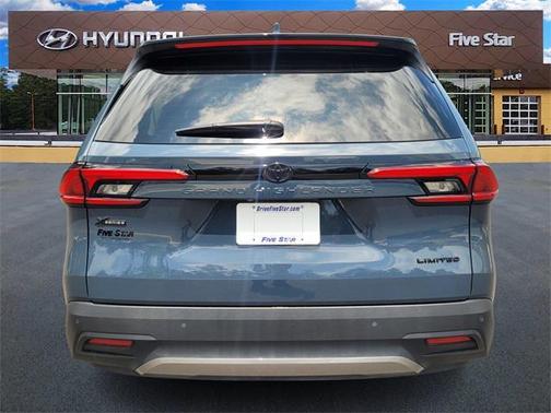 2024 Toyota Grand Highlander LIMITED