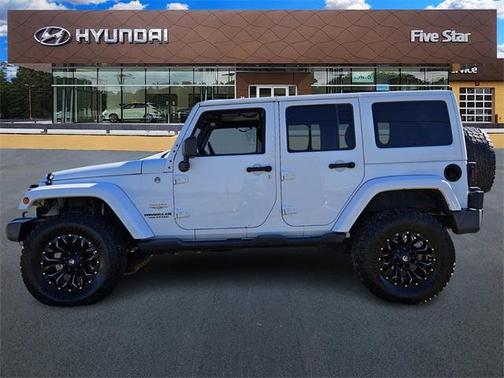 2012 Jeep Wrangler Unlimited Sahara