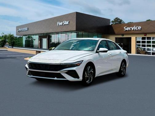 2025 Hyundai ELANTRA Limited