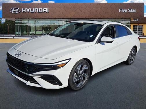 2025 Hyundai ELANTRA Limited