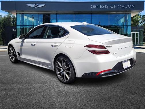 2023 Genesis G70 2.0T