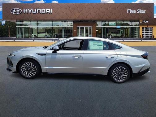 2025 Hyundai SONATA Hybrid Limited