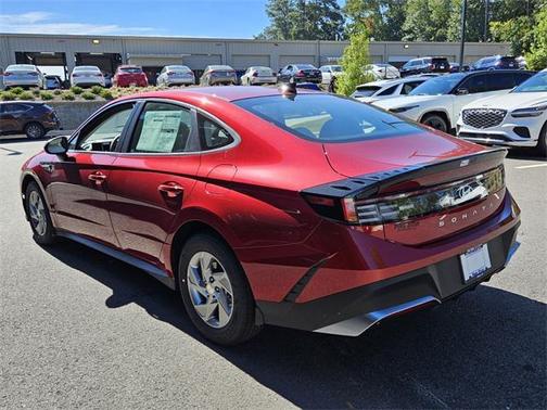 2026 Hyundai SONATA SE