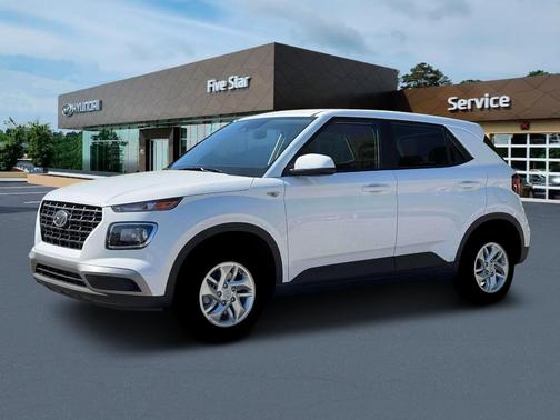2026 Hyundai VENUE SE