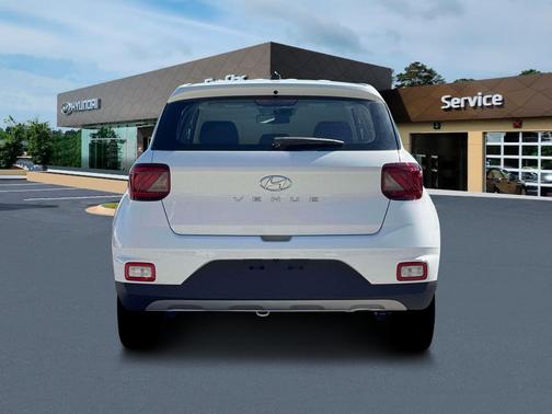 2026 Hyundai VENUE SE