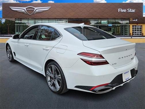 2025 Genesis G70 2.5T