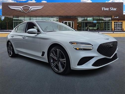 2025 Genesis G70 2.5T