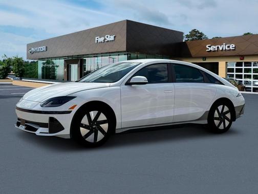 2025 Hyundai IONIQ 6 SE