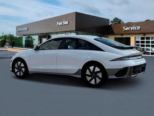 2025 Hyundai IONIQ 6 SE
