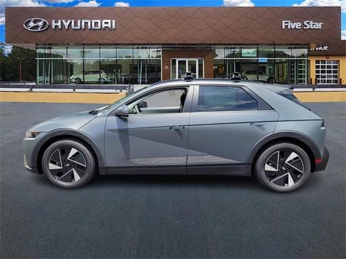 2025 Hyundai IONIQ 5 SEL
