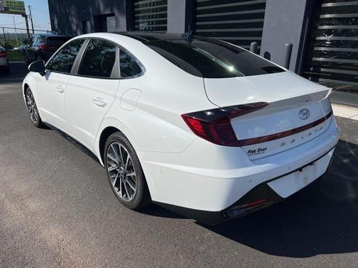 2023 Hyundai SONATA Limited