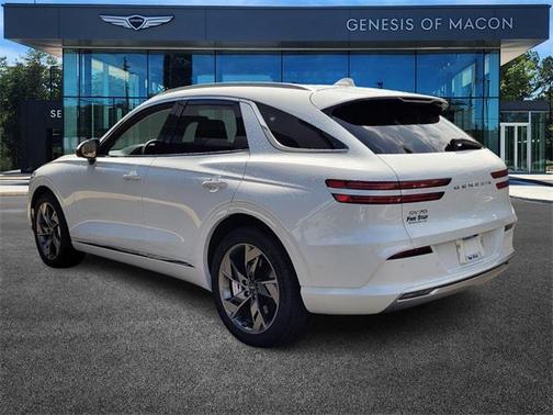2024 Genesis Electrified GV70 Advanced