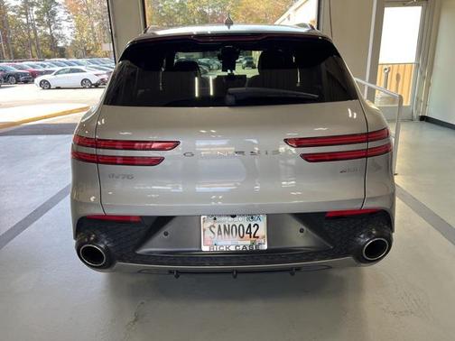 2023 Genesis GV70 2.5T