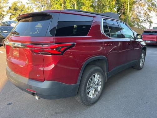 2022 Chevrolet Traverse LT Cloth