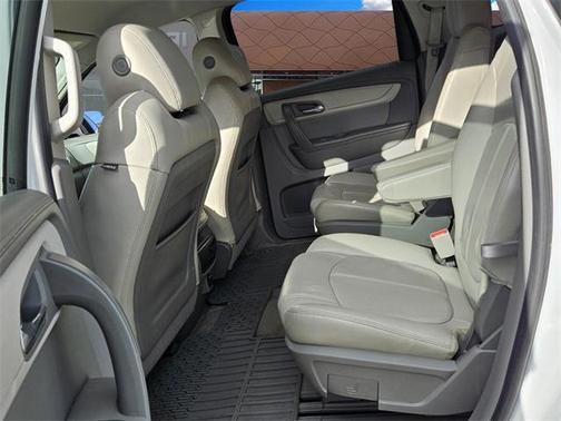 2016 Chevrolet Traverse 2LT