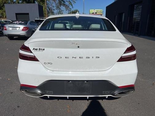 2025 Genesis G70 2.5T