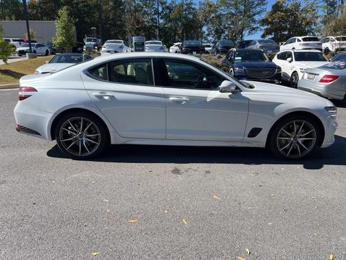 2025 Genesis G70 2.5T
