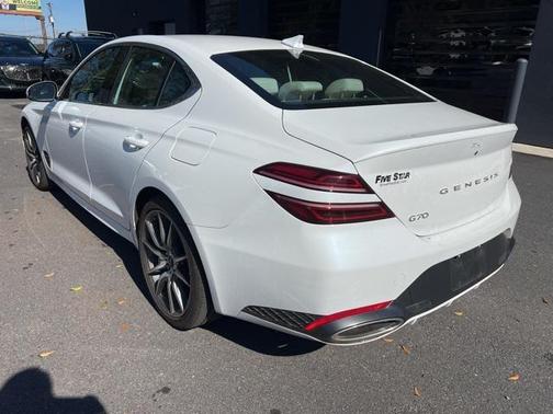 2025 Genesis G70 2.5T
