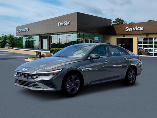 2026 Hyundai ELANTRA SEL