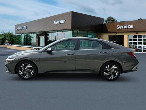 2025 Hyundai ELANTRA HEV Limited