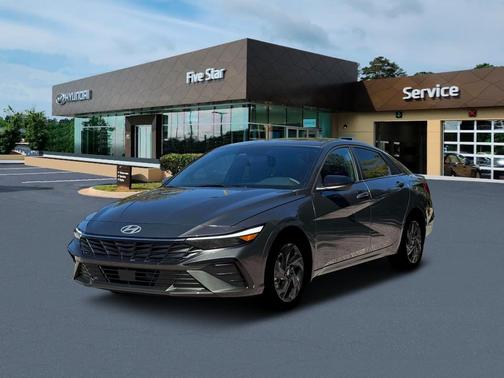 2026 Hyundai ELANTRA SEL