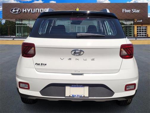 2025 Hyundai VENUE Limited